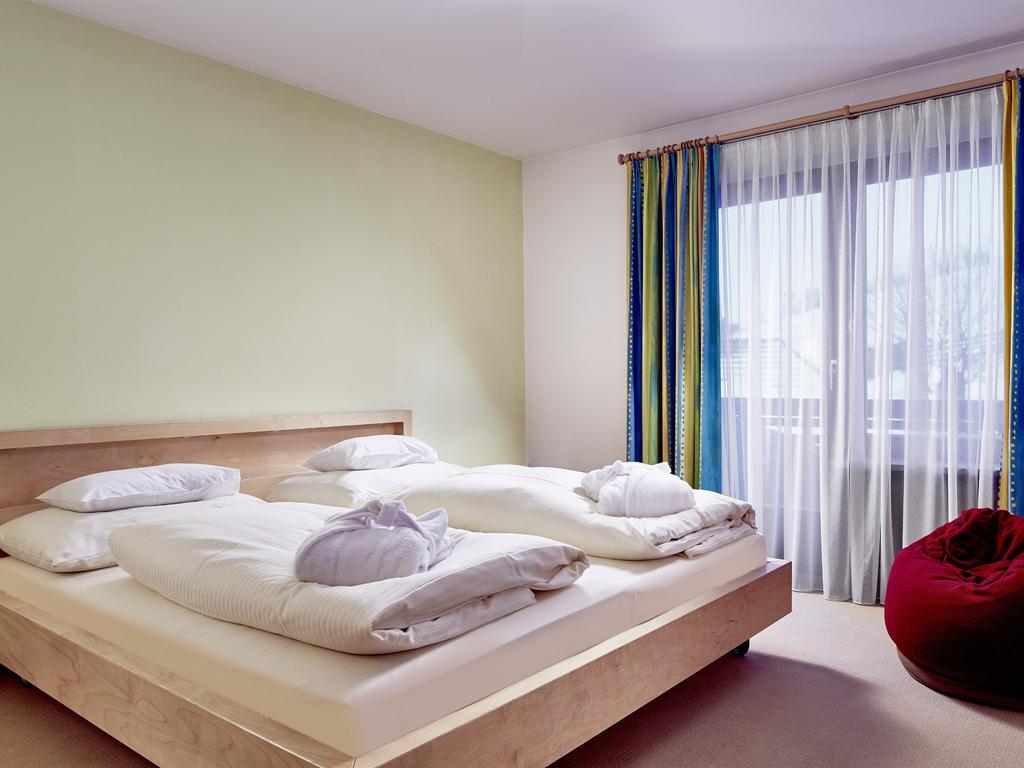 ホテルUnser Loisach レルモース 部屋 写真